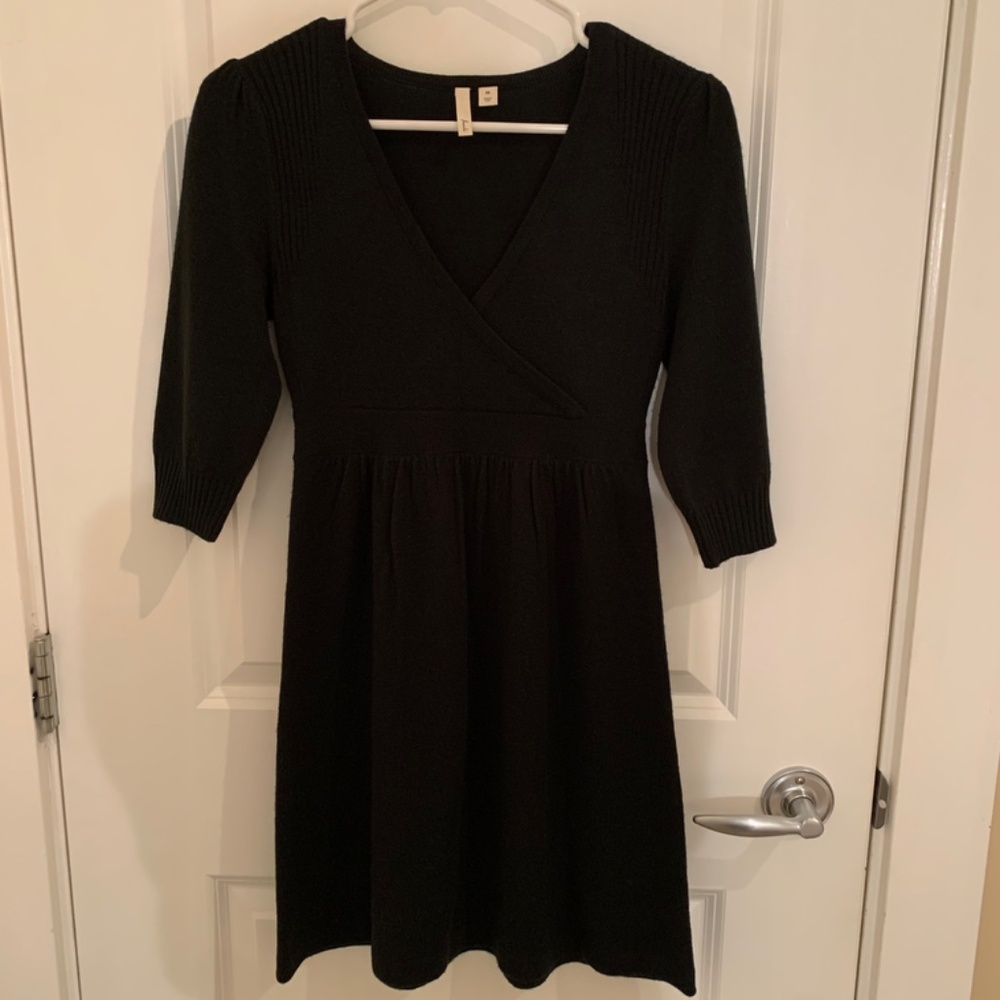 Frenchi Black V- Neck Knit Dress Size XS